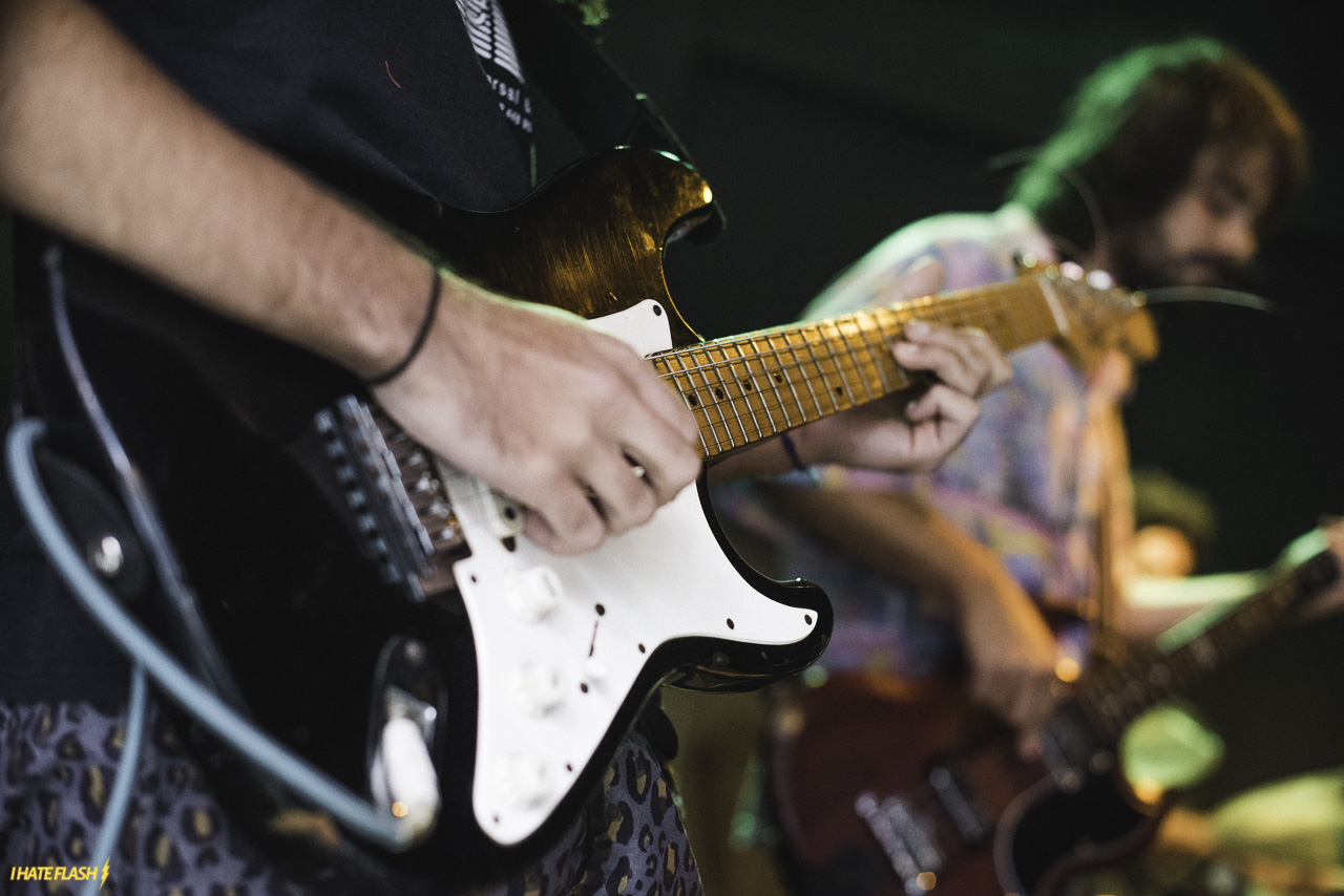 Boogarins + Hierofante Púrpura