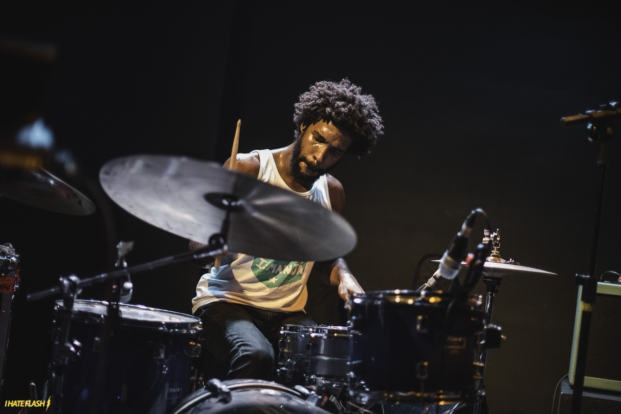 Boogarins + Hierofante Púrpura