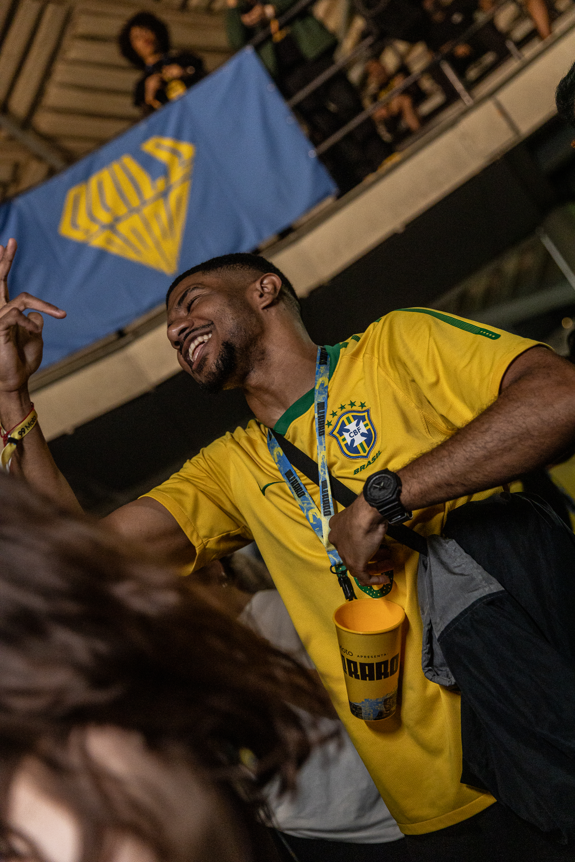 BAILE RARO
