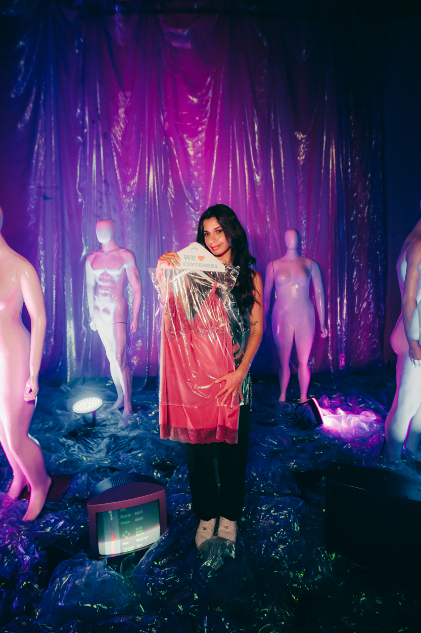 INJUSTIÇADA - HERE ALL NIGHT 