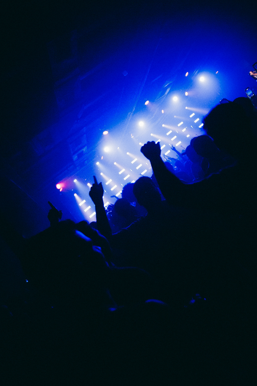 INJUSTIÇADA - HERE ALL NIGHT 