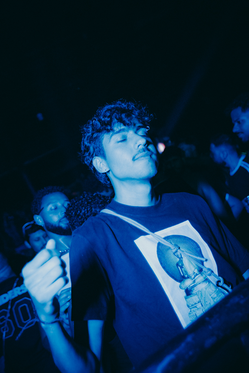 INJUSTIÇADA - HERE ALL NIGHT 