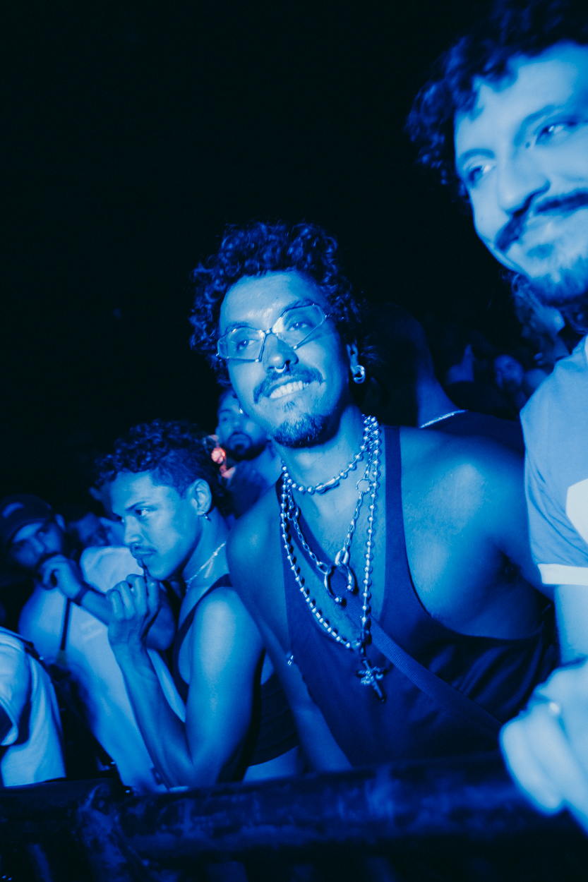 INJUSTIÇADA - HERE ALL NIGHT 