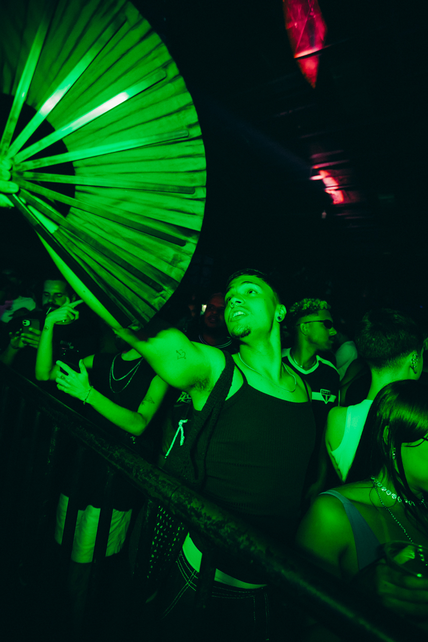 INJUSTIÇADA - HERE ALL NIGHT 