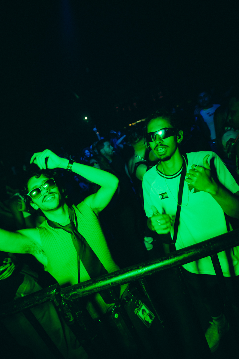 INJUSTIÇADA - HERE ALL NIGHT 