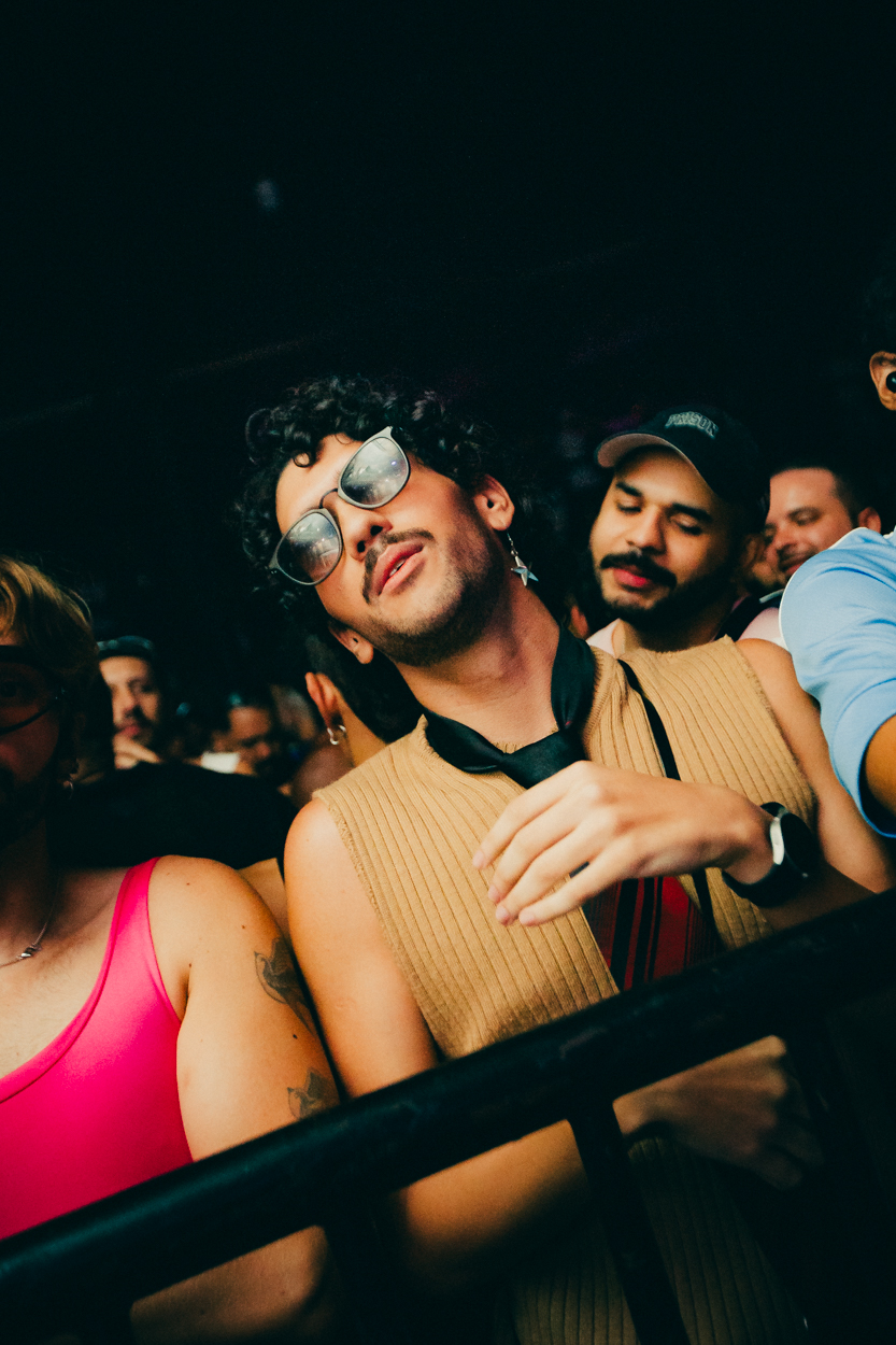 INJUSTIÇADA - HERE ALL NIGHT 