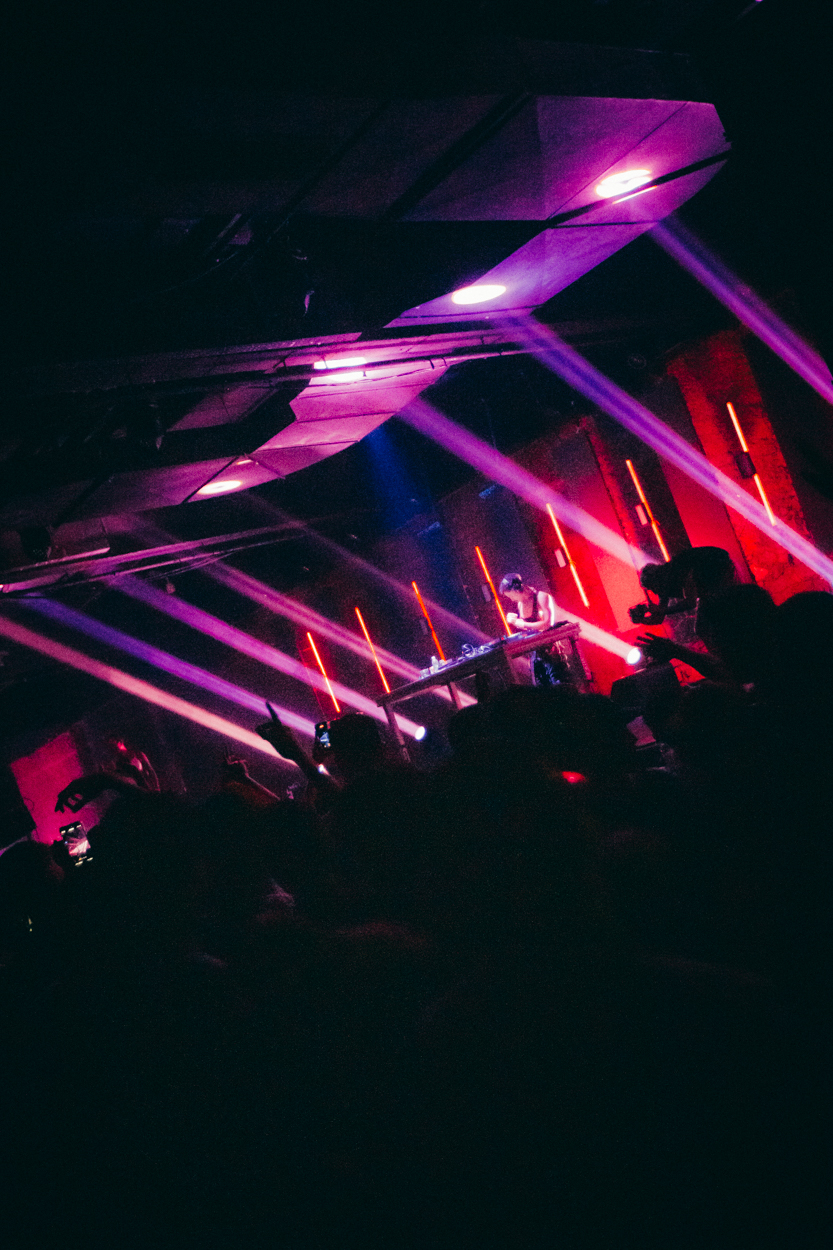 INJUSTIÇADA - HERE ALL NIGHT 