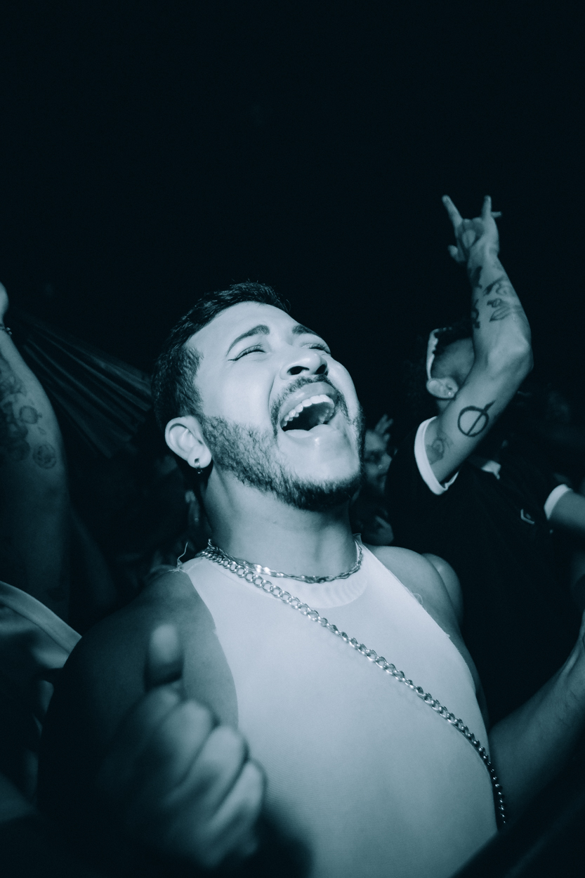 INJUSTIÇADA - HERE ALL NIGHT 