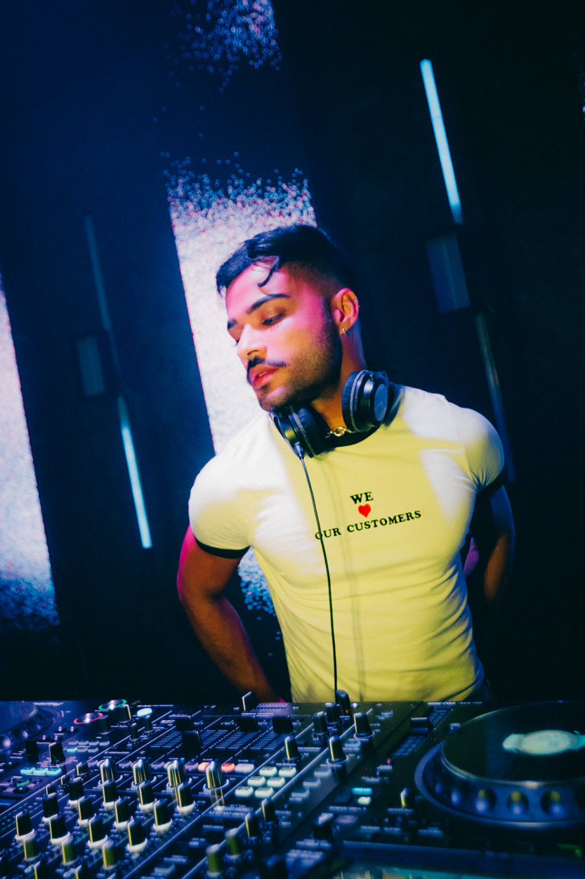 INJUSTIÇADA - HERE ALL NIGHT 