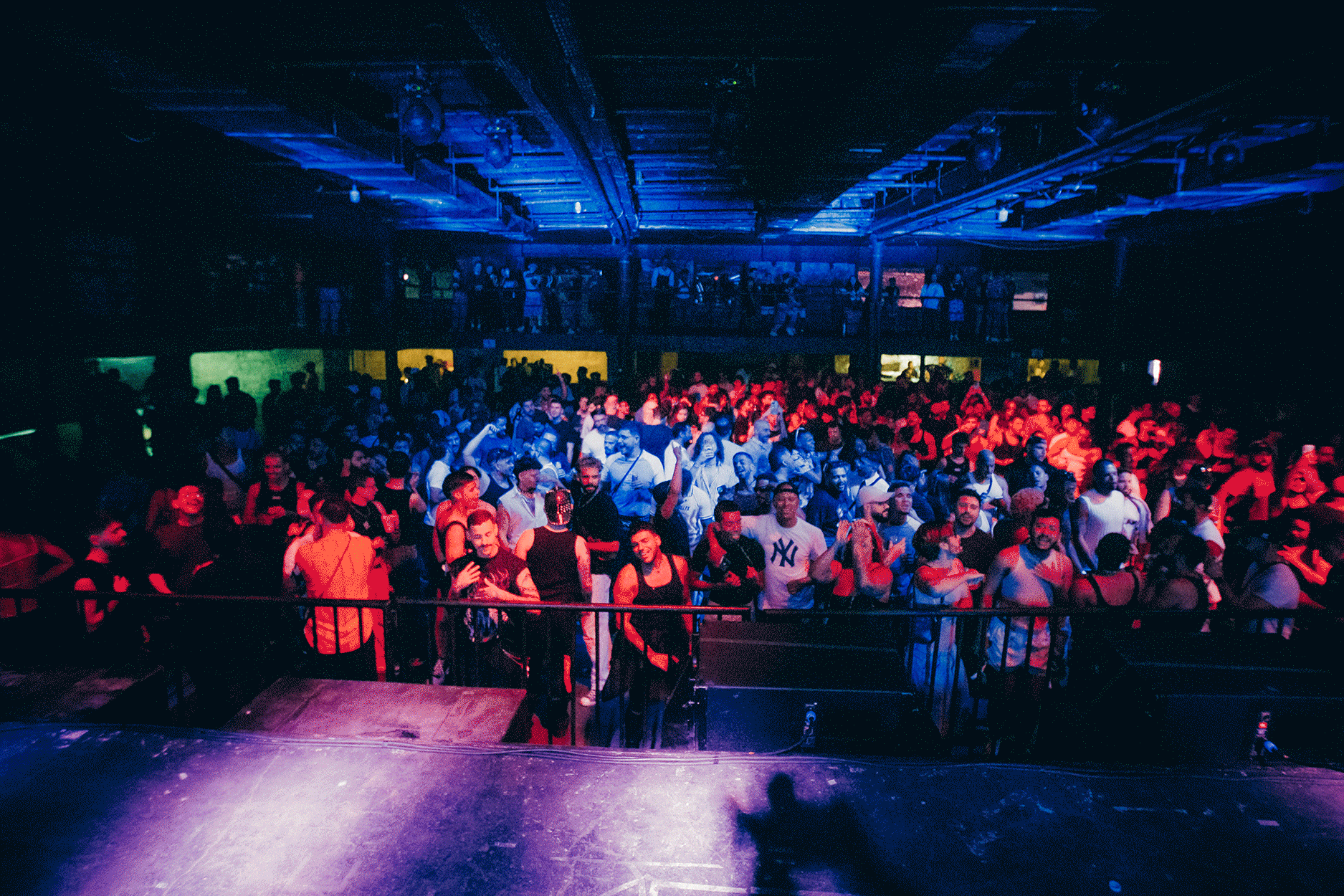 INJUSTIÇADA - HERE ALL NIGHT 