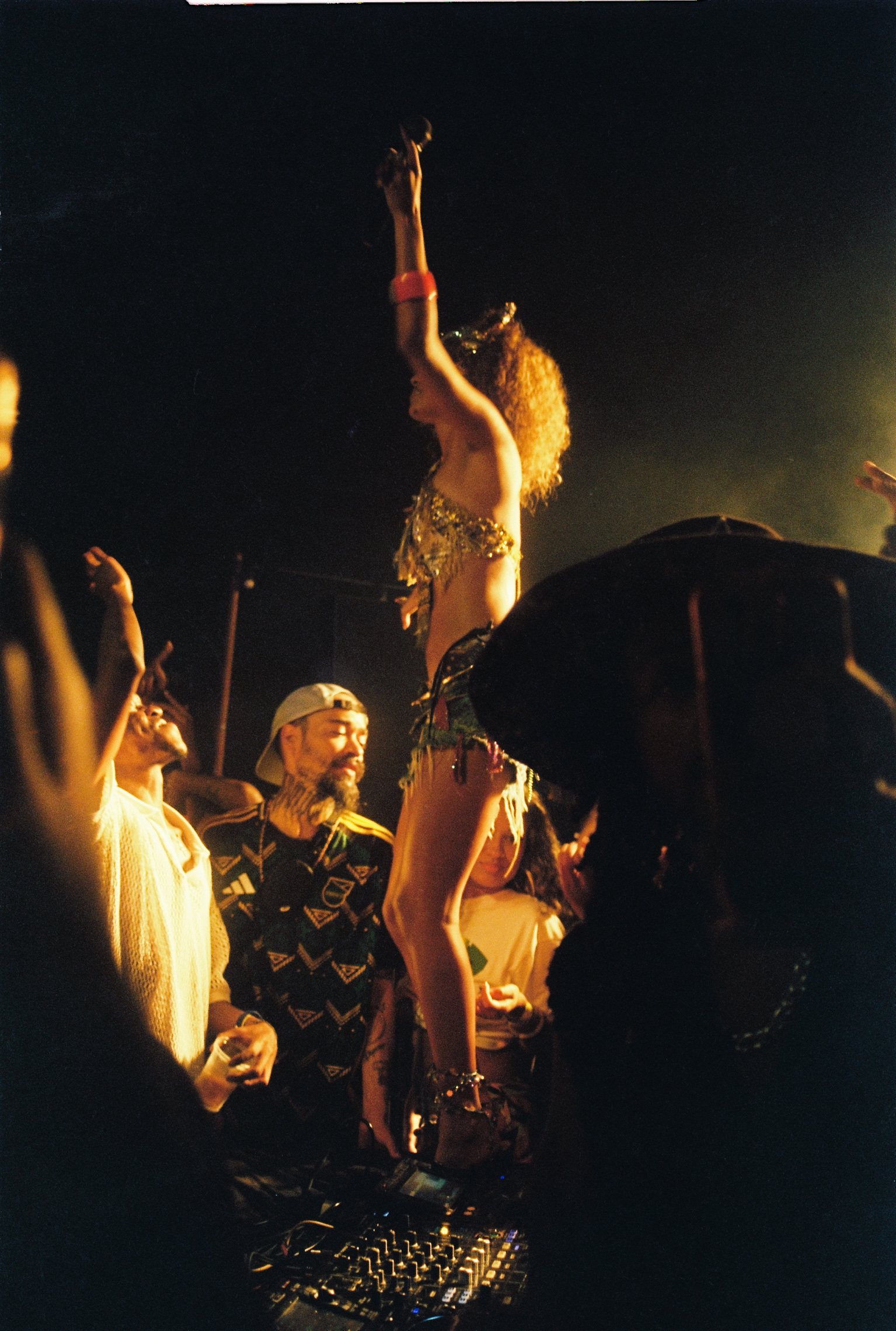 AFROGROOVE X TYLA VISAO VIDIGAL